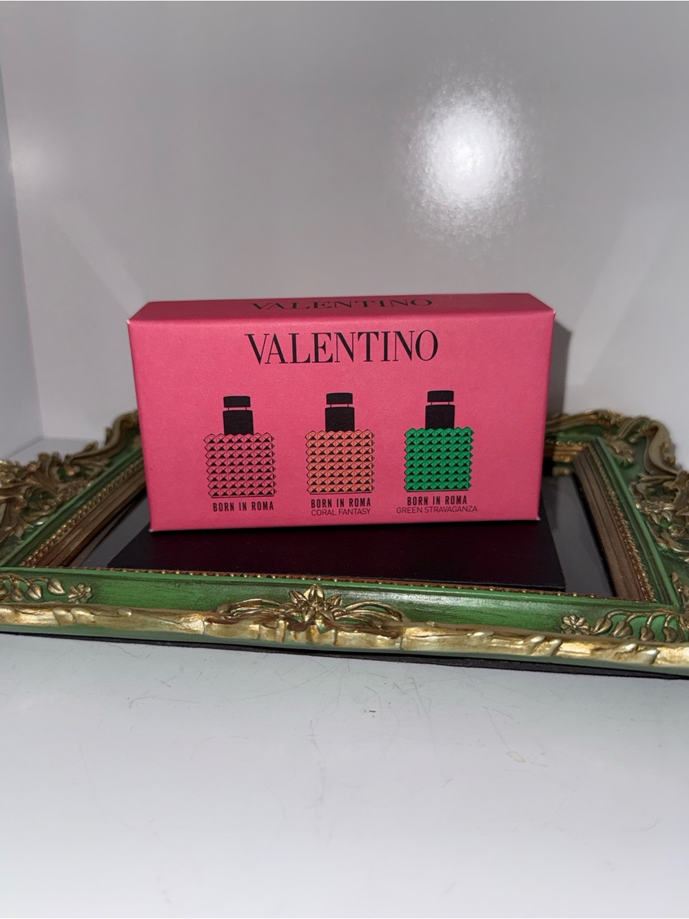 Valentino Born in Rome mini trio